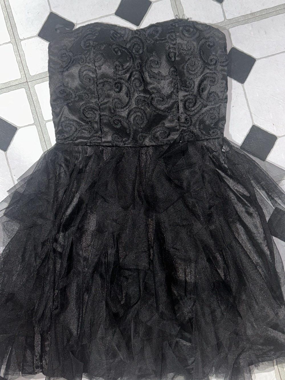 dELiA*s Strapless Black Tulle Party/ HOCO Dress